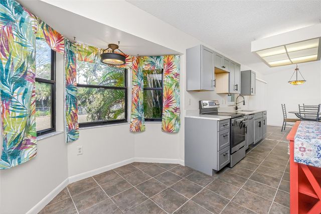 9406 PROSPECT AVENUE, Englewood, FL 34224