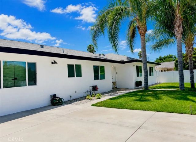 7810 Vanalden, Reseda, CA 91335