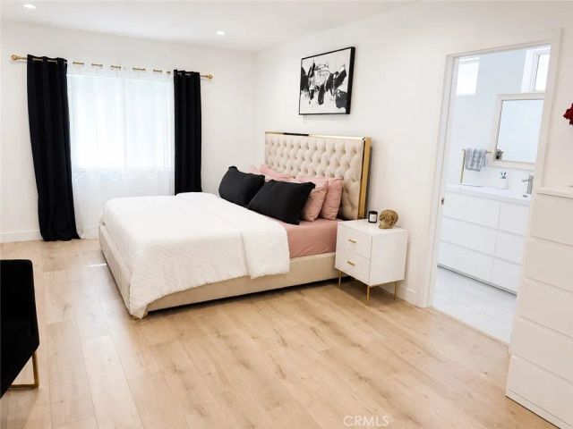 7810 Vanalden, Reseda, CA 91335