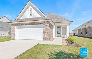 3057 Southern Trace Drive, Lake Charles, LA 70607