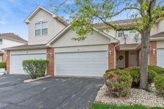 414 Coventry Circle 414, Glendale Heights, IL 60139