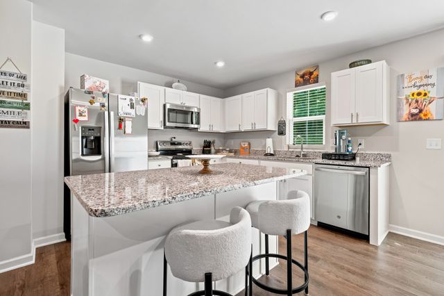 854 Knox Crest Dr, Lebanon, TN 37090