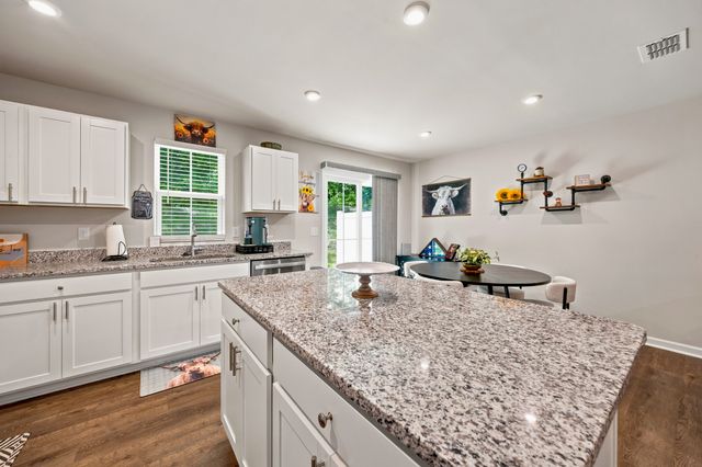 854 Knox Crest Dr, Lebanon, TN 37090