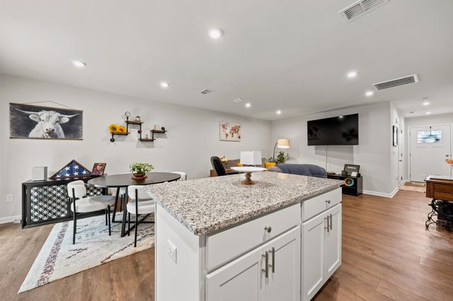 854 Knox Crest Dr, Lebanon, TN 37090