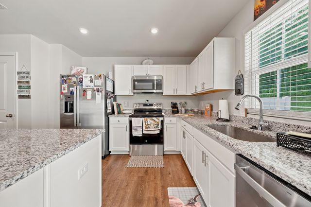 854 Knox Crest Dr, Lebanon, TN 37090