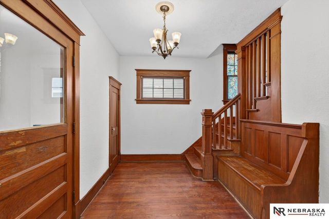 1507 S 25th Avenue, Omaha, NE 68105