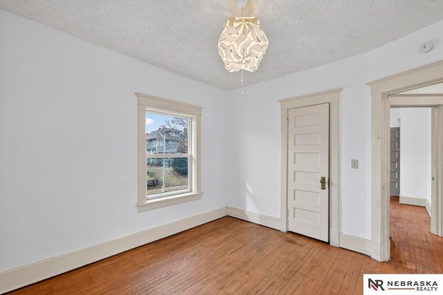 1507 S 25th Avenue, Omaha, NE 68105