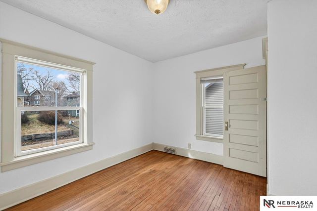 1507 S 25th Avenue, Omaha, NE 68105