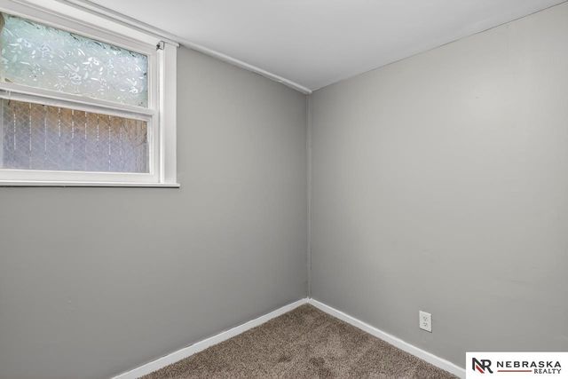 1507 S 25th Avenue, Omaha, NE 68105