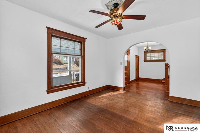 1507 S 25th Avenue, Omaha, NE 68105