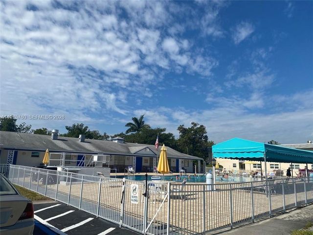 1301 N 12th Ct 2A, Hollywood, FL 33019