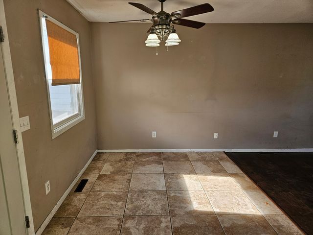 160 Corene Avenue, Waukee, IA 50263