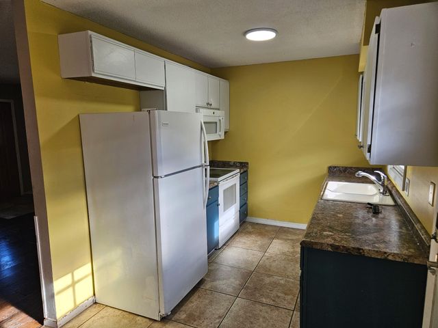 160 Corene Avenue, Waukee, IA 50263