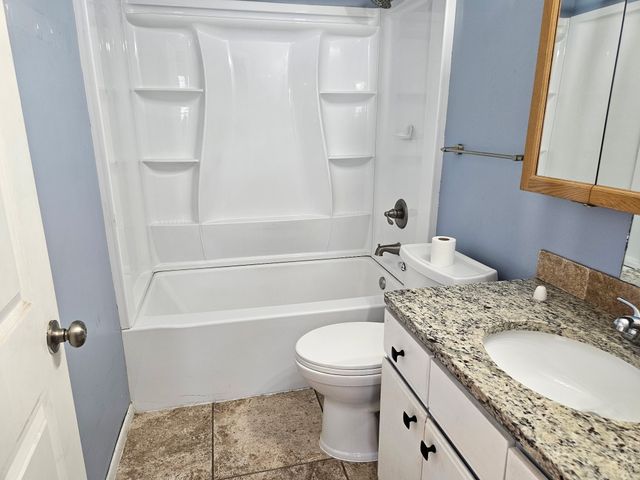 160 Corene Avenue, Waukee, IA 50263