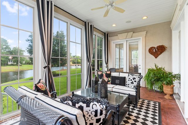 6618 Dunrobin Point SW, Ocean Isle Beach, NC 28469