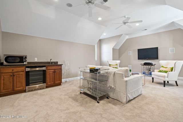 6618 Dunrobin Point SW, Ocean Isle Beach, NC 28469