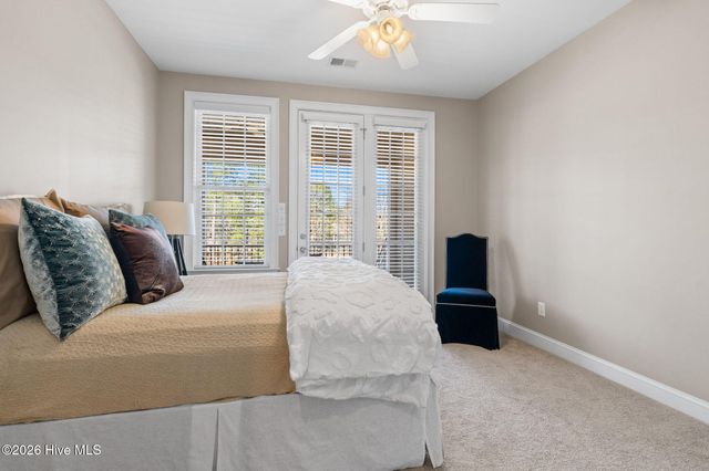 6618 Dunrobin Point SW, Ocean Isle Beach, NC 28469