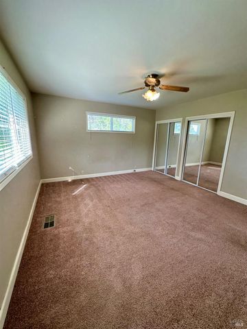 994 Sanitarium Rd, Deer Park, CA 94576