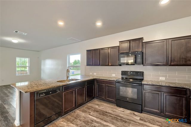 1818 Strawberry Field, New Braunfels, TX 78130