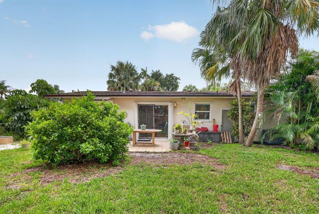 902 SE OCEAN Avenue, Stuart, FL 34996