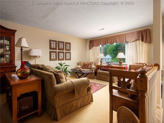 106 Holley Drive, Nitro, WV 25143