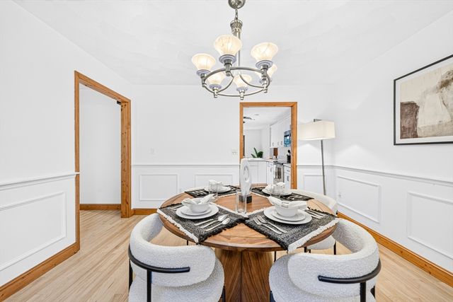 35 Brentwood Rd, Woburn, MA 01801