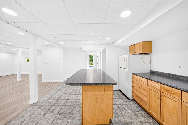 35 Brentwood Rd, Woburn, MA 01801