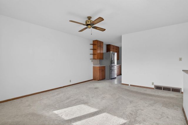 1266 Doreen Avenue, Waterloo, IA 50701