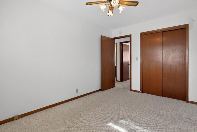 1266 Doreen Avenue, Waterloo, IA 50701