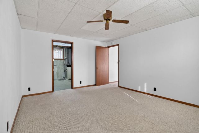 1266 Doreen Avenue, Waterloo, IA 50701