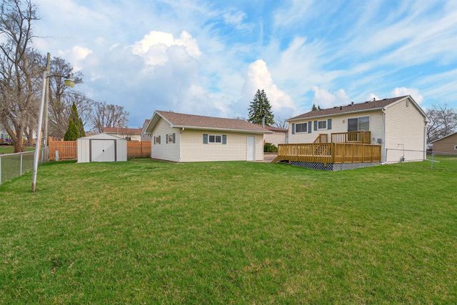 1266 Doreen Avenue, Waterloo, IA 50701