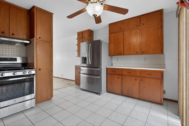 1266 Doreen Avenue, Waterloo, IA 50701