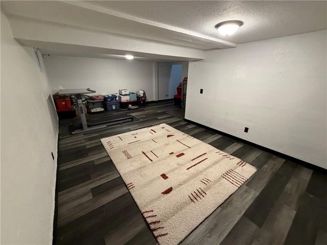 11500 Manchester Avenue, Kansas City, MO 64134