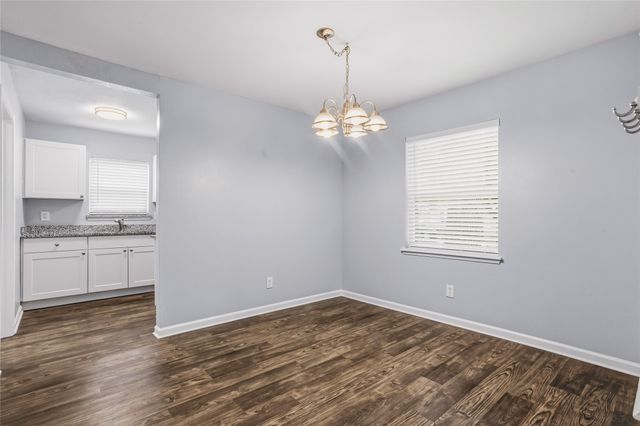 1113 Winterwood Drive, Lewisville, TX 75067