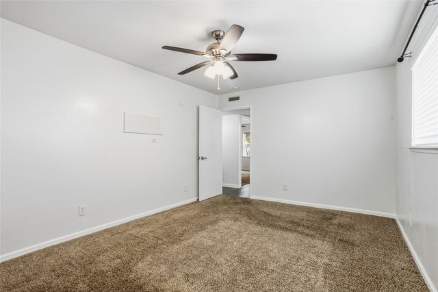 1113 Winterwood Drive, Lewisville, TX 75067