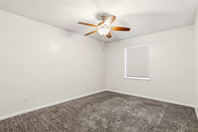 1113 Winterwood Drive, Lewisville, TX 75067