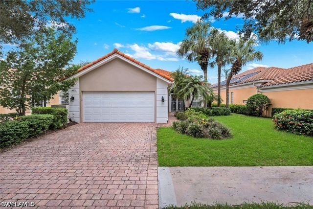 4471 Prescott LN, Naples, FL 34119
