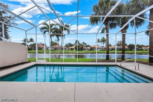 4471 Prescott LN, Naples, FL 34119