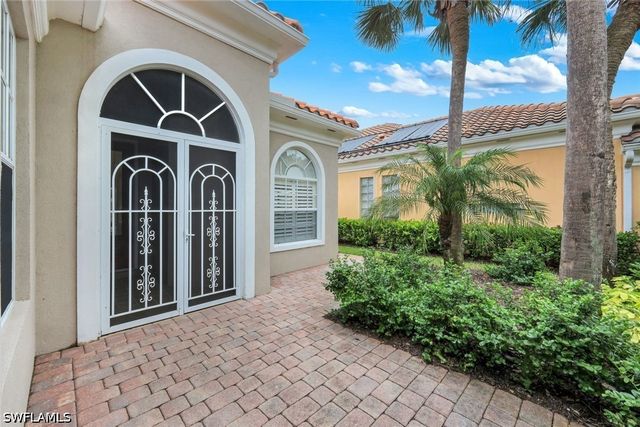 4471 Prescott LN, Naples, FL 34119