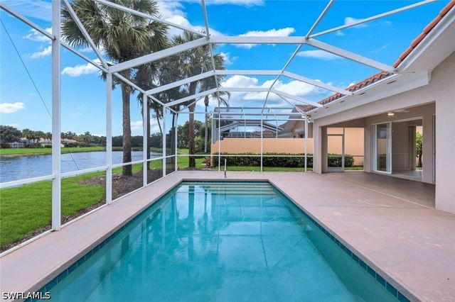 4471 Prescott LN, Naples, FL 34119