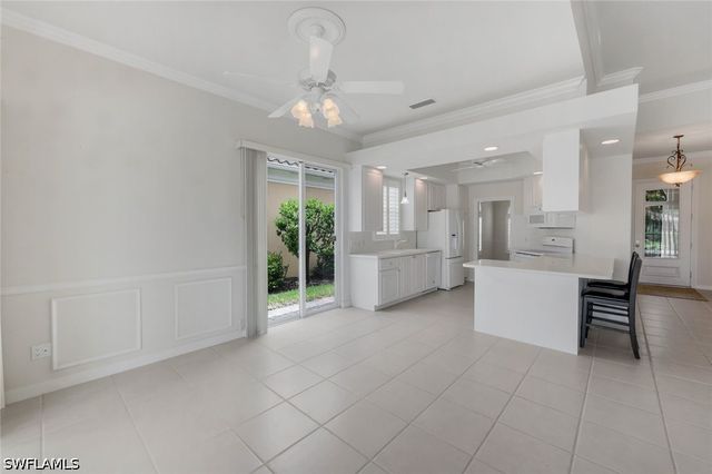 4471 Prescott LN, Naples, FL 34119