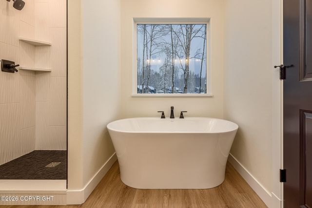 10088 E Vista Ridge Circle, Wasilla, AK 99645