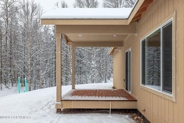 10088 E Vista Ridge Circle, Wasilla, AK 99645