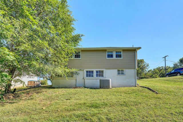 2248 Vale AVE, Roanoke, VA 24012