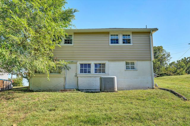 2248 Vale AVE, Roanoke, VA 24012