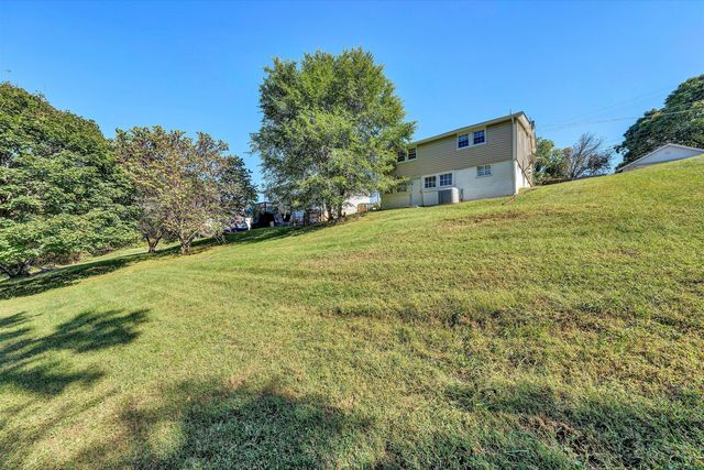 2248 Vale AVE, Roanoke, VA 24012
