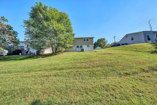 2248 Vale AVE, Roanoke, VA 24012
