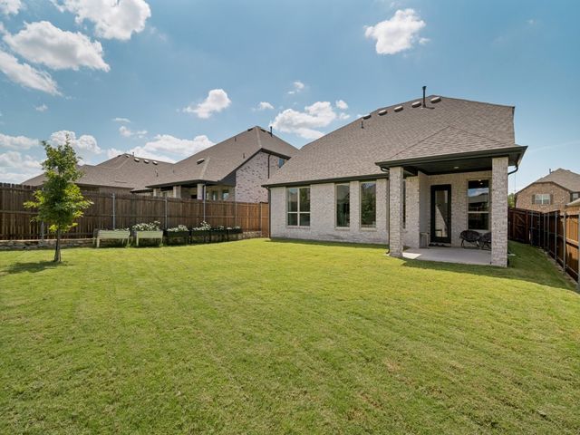 733 Grand Dale Drive, Lavon, TX 75166