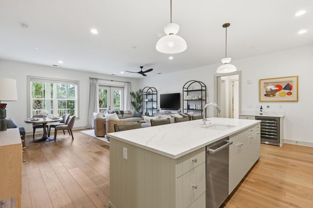 320 Longshore Street Unit 1025, Charleston, SC 29492