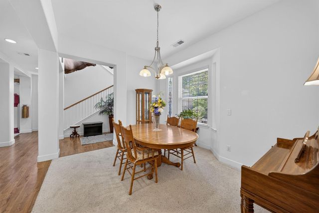 3084 Rall Avenue, Clovis, CA 93619